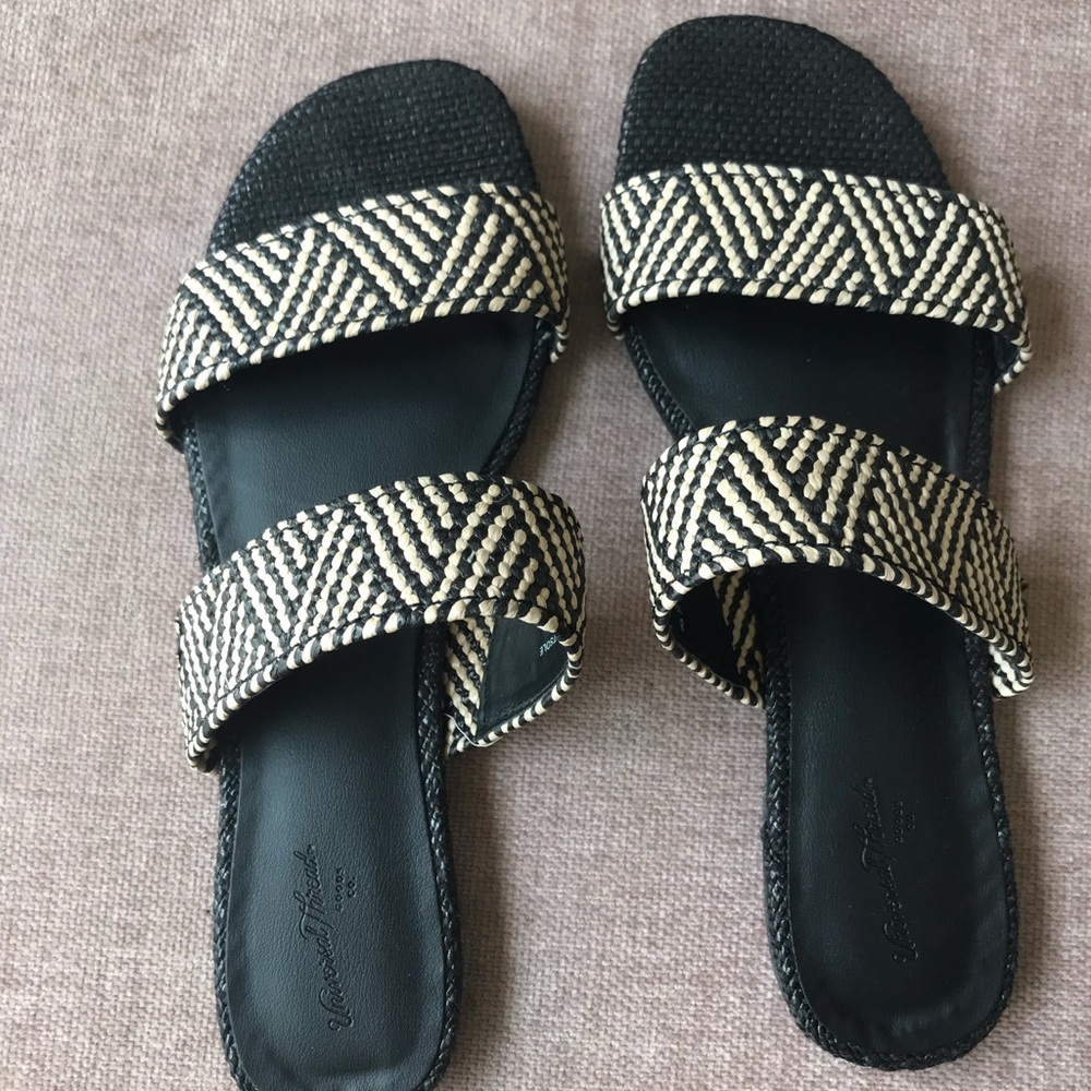 Tribal Print Sandals - Size 8